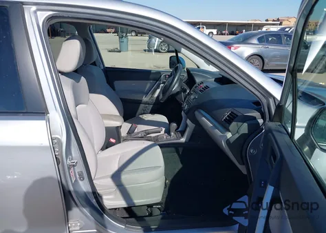 2015 Subaru Forester 2.5I Premium из США, поврежденный, VIN JF2SJADC6FH490696